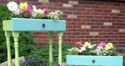How To Turn Old Drawers Into Porch Planters